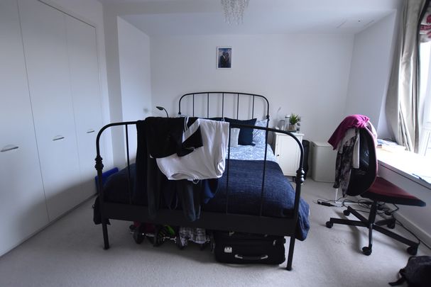 2 Bedroom Flat - Photo 1