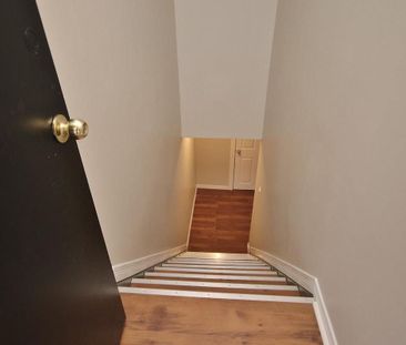 For Lease - 2555 Iris Street Unit# B, Parkway Park - Queensway Terr... - Photo 3