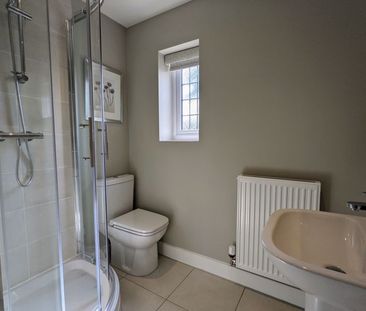 Wray Drive, Pontesbury, Shropshire, SY5 0FF - Photo 1