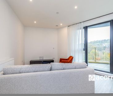 2 bedroom flat to rent - Photo 2