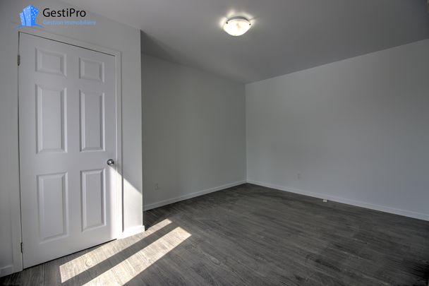 512 St-Luc - Photo 1