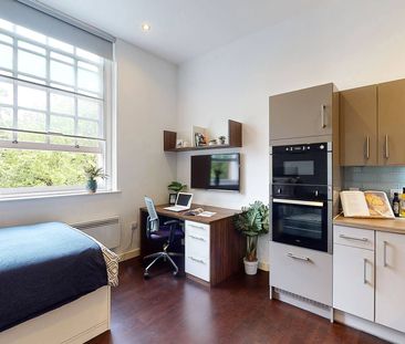 Apt 22, Park Square Residence - Photo 1