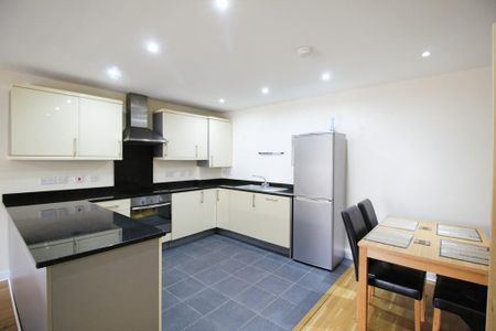 2 bedroom apartment to rent - Photo 5