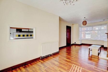 3 bedroom end of terrace house to rent - Photo 2