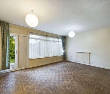 Castle Court, Maidenhead, Berkshire, SL6 - Photo 2