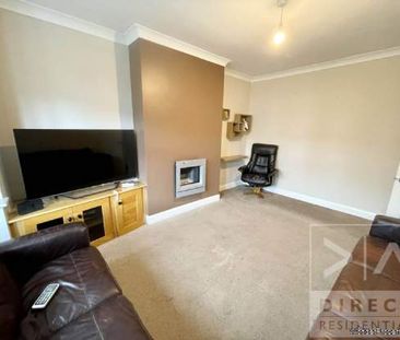 4 bedroom property to rent in Epsom - Photo 6