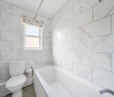 3 bedroom end of terrace house to rent - Photo 6