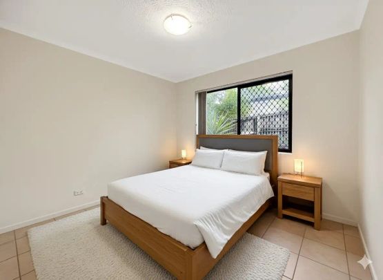 “Fantastic ground floor unit in the heart of Toowong.” - Photo 1