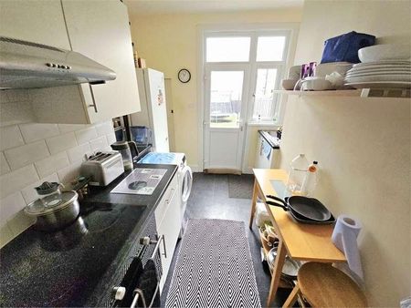 Pall Mall, Leigh On Sea, Leigh On Sea, SS9 - Photo 5