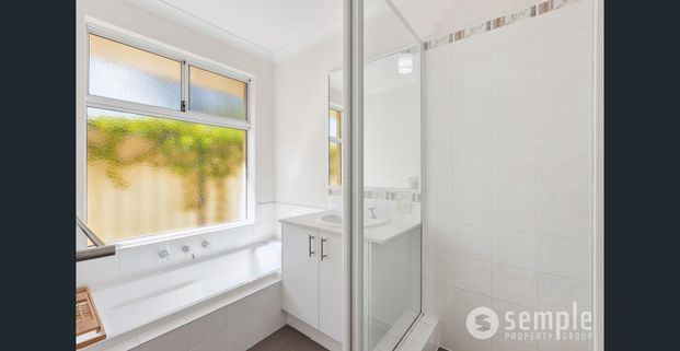 Convenient Location - Photo 1