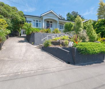 Cozy 3-Bedroom Home with Sleepout, Close to the Beach - Available J... - Photo 4