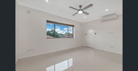 Nicely renovated, clean & spacious two bedroom unit! - Photo 2