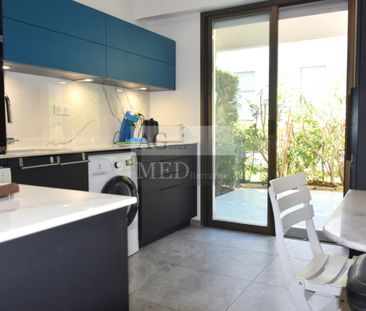 Location meublée à l'année avec garage - Photo 1