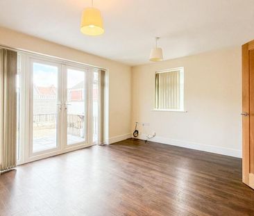 2 bedroom detached house to rent - Photo 1