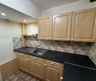 Cutler Heights Lane, Bradford, BD4 - Photo 4