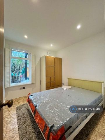 3 bedroom maisonette to rent - Photo 3