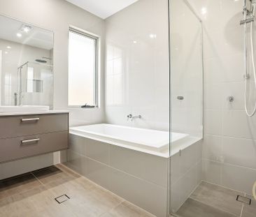 Apply Now - Century 21 | the Paramount Group - Photo 6