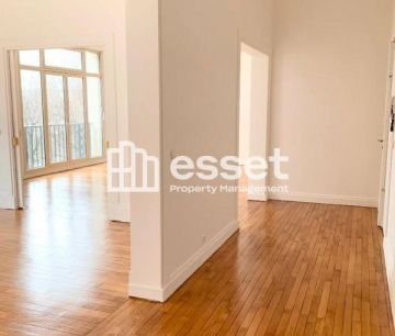 Appartement • Saint James-Général Koenig - Photo 4