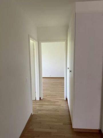 Logement entièrement rénové de 3.5 pièces au 3ème étage - Foto 3