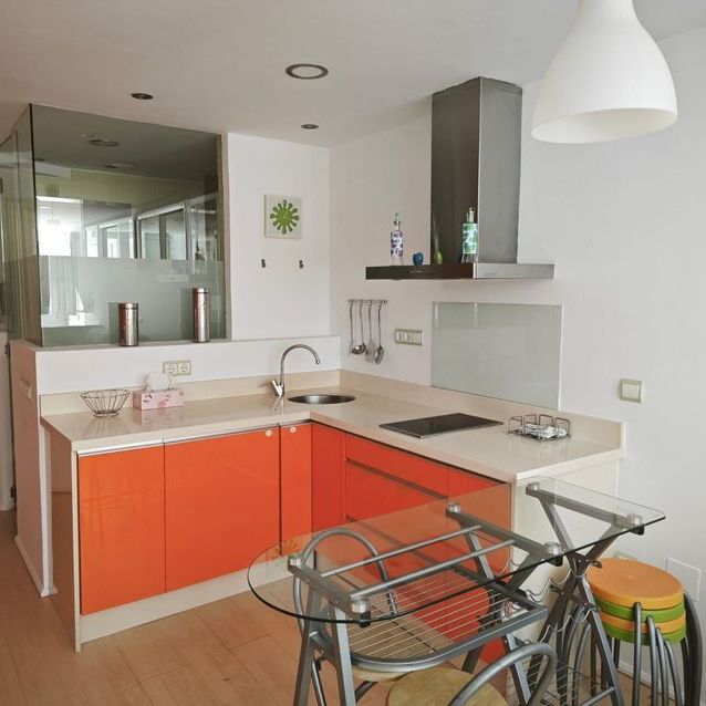 Alquiler de estudio en Calle Hermanos Álvarez Quintero, 3 - Photo 1