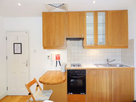 Studio to rent - Photo 2
