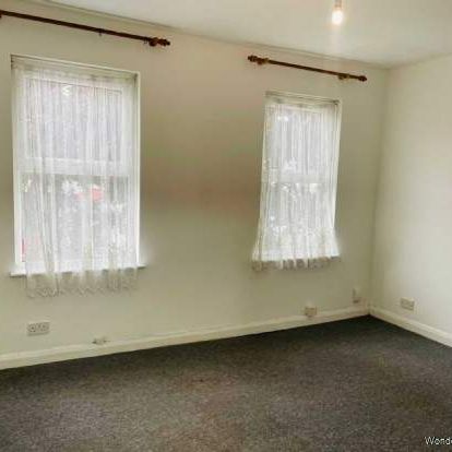 2 bedroom property to rent in London - Photo 1