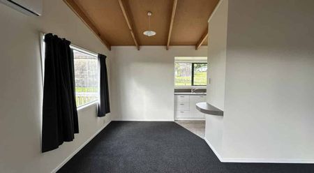 Charming Rural Retreat in Paremoremo - Photo 5