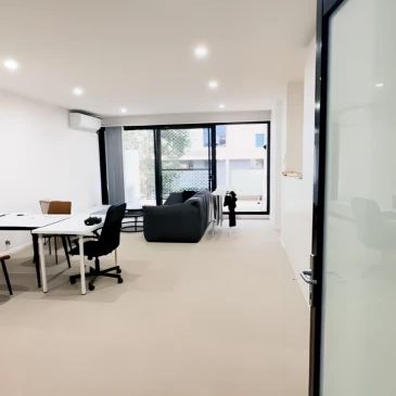 3 bed 2 bath - Photo 1