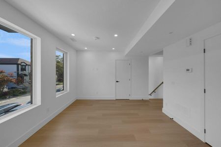 For Lease - 502 Atlas Avenue Unit# C, Toronto, Ontario - Photo 5