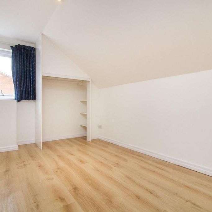 3 bedroom maisonette to rent - Photo 1