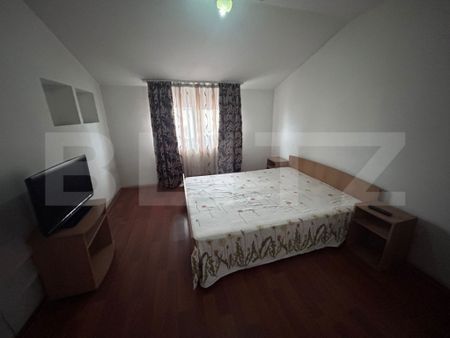 Spatii cazare, 10 camere cazare muncitori, 300 mp, cartier R - Photo 5