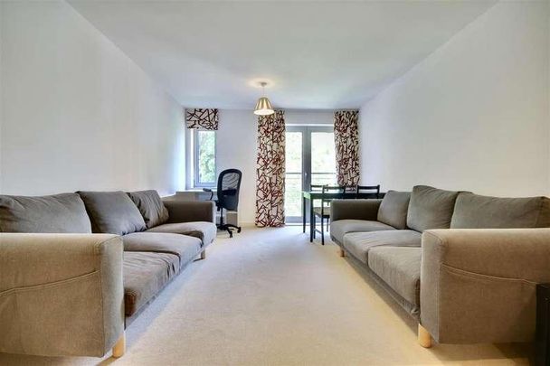 Richmond House, Bonfire Corner, Portsmouth, PO1 - Photo 1