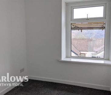 4 bedroom detached house to rent - Photo 4