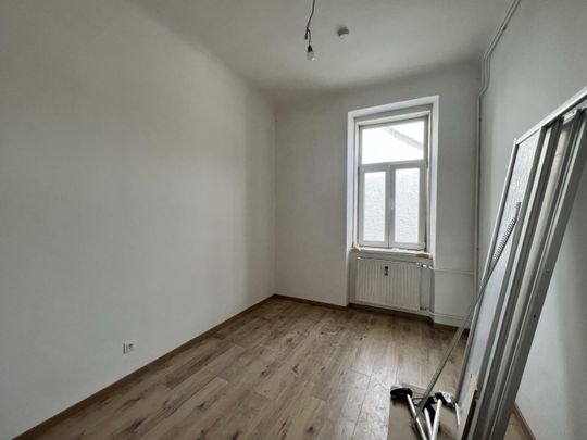 Prov.Frei - 2er WG taugliche Wohnung mit Balkon nähe XXX-Lutz - Top 3 - ab 01.02.2026 - Photo 1