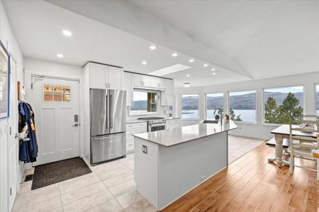 Stunning 4-Bedroom + Den Home with Lake Okanagan Views - Photo 2