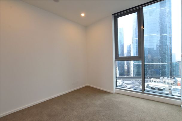 2506/81 City Road - Photo 1