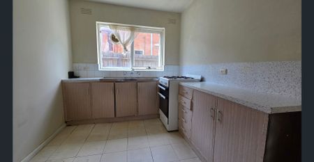 Bright & Easy Living - Photo 2