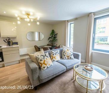 Flat 6, Crescent Court off Blossom Street - Photo 3