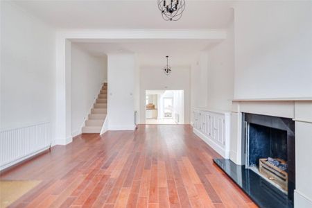 4 bedroom house to rent - Photo 2