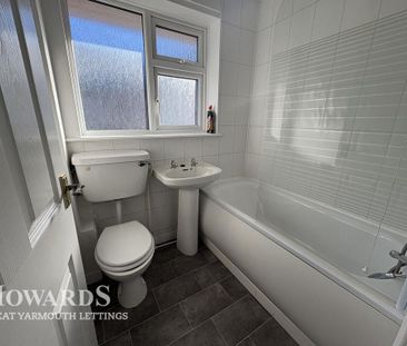 2 bedroom flat to rent - Photo 6