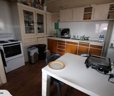 Lovely living in May - Photo 2