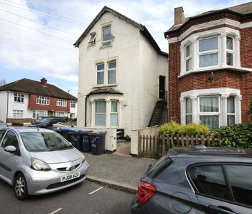 Quadrant Road, Thornton Heath, CR7 7DA - Photo 3