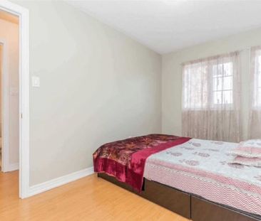 For Lease - 21 Palm Tree Road, Brampton, Ontario - Photo 1