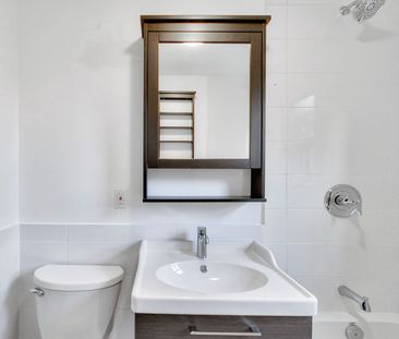 For Lease - 363 Dalesford Road Unit# 3, Toronto, Ontario - Photo 6