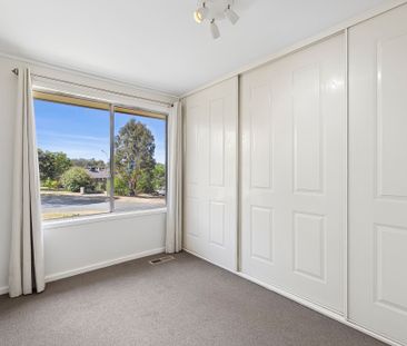 1 Belbin Place, Macquarie ACT 2614 - House For Rent | Domain - Photo 3