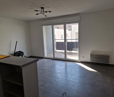 location Appartement T1 DE 32.91m² À VILLEURBANNE - Photo 1