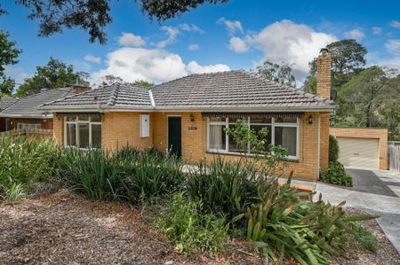 23 Tasman Avenue, NUNAWADING - Photo 3