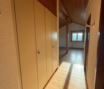 Helle 2.5-Dachzimmerwohnung im 3. Stock - Photo 5