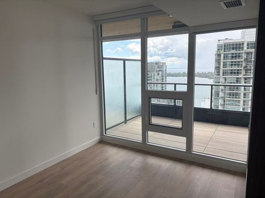 For Lease - 1 Concord Cityplace Way Unit# 3908, Toronto, Ontario - Photo 1