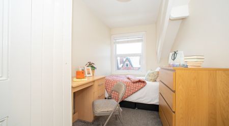 30a Estcourt Avenue, Headingley, Leeds, LS6 3ES - Photo 4